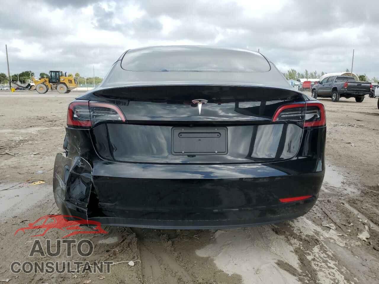 TESLA MODEL 3 2023 - 5YJ3E1EA1PF676801