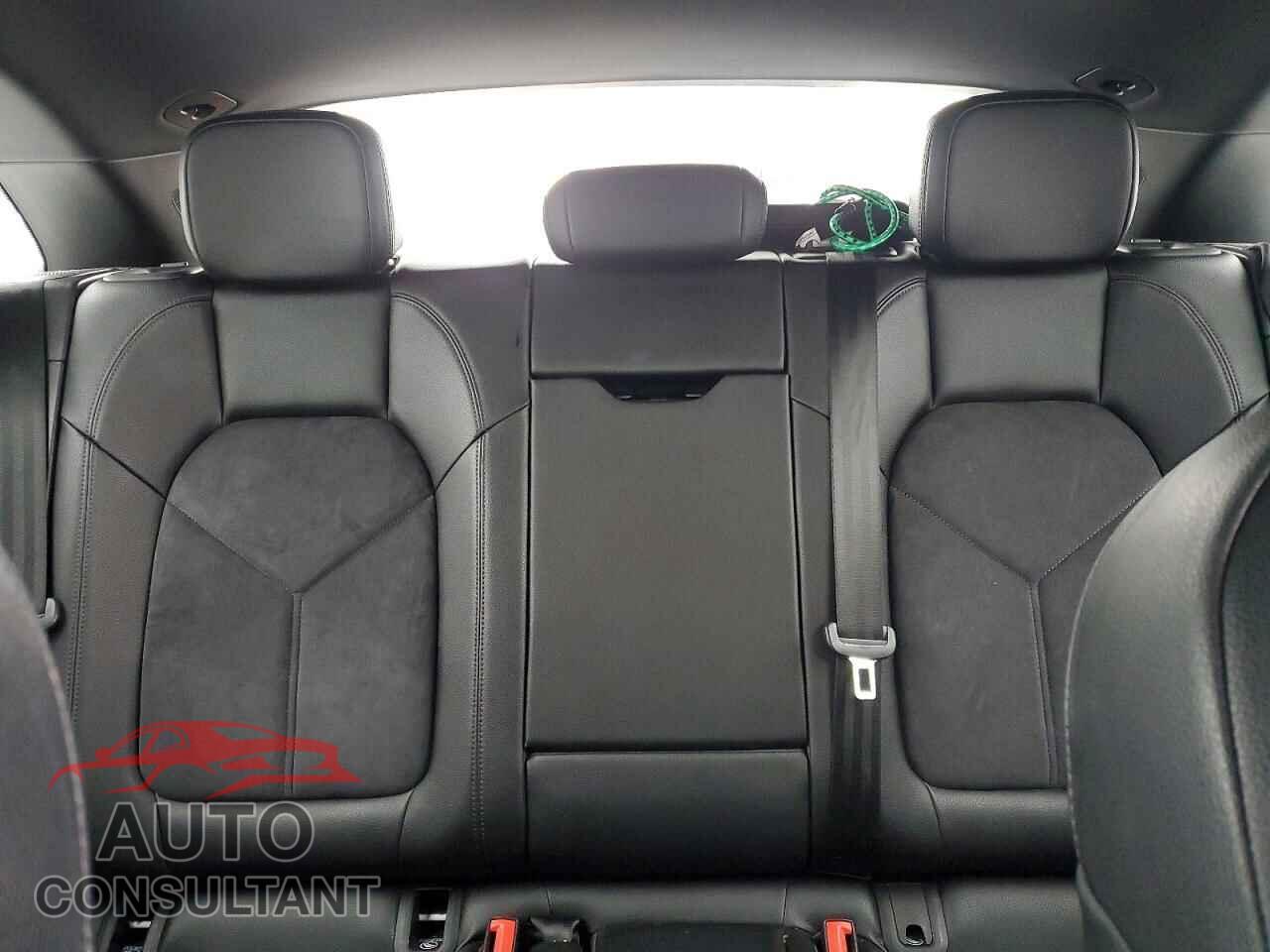 PORSCHE MACAN 2018 - WP1AA2A51JLB24087