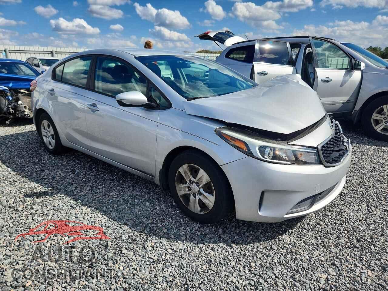 KIA FORTE 2017 - 3KPFK4A78HE106321