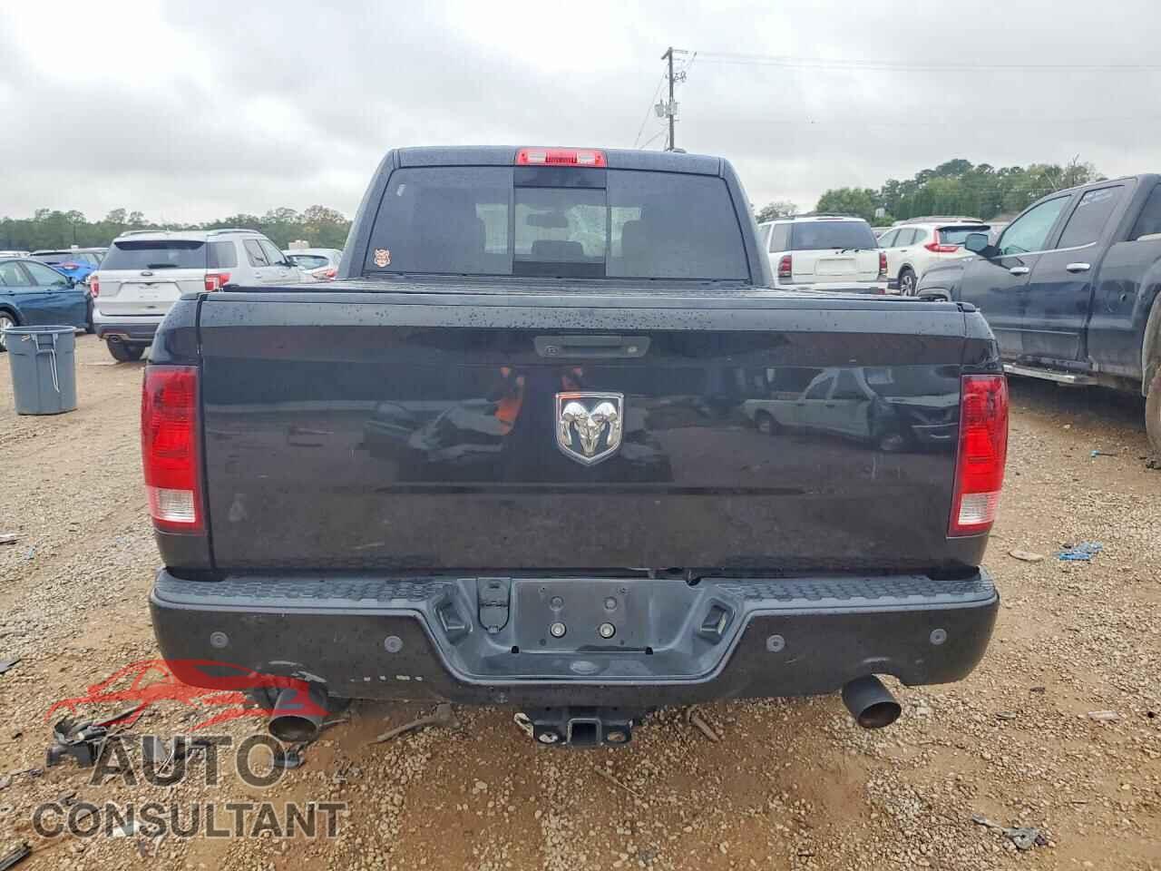 DODGE RAM 1500 2012 - 1C6RD7LT9CS209053