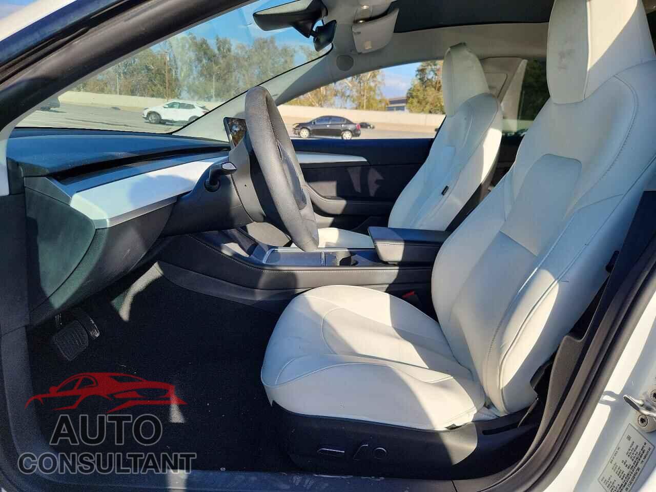 TESLA MODEL 3 2023 - 5YJ3E1EA0PF647385