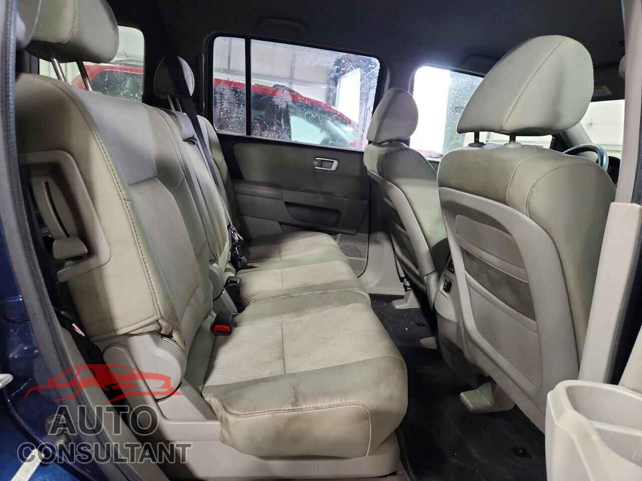 HONDA PILOT 2011 - 5FNYF4H20BB082203