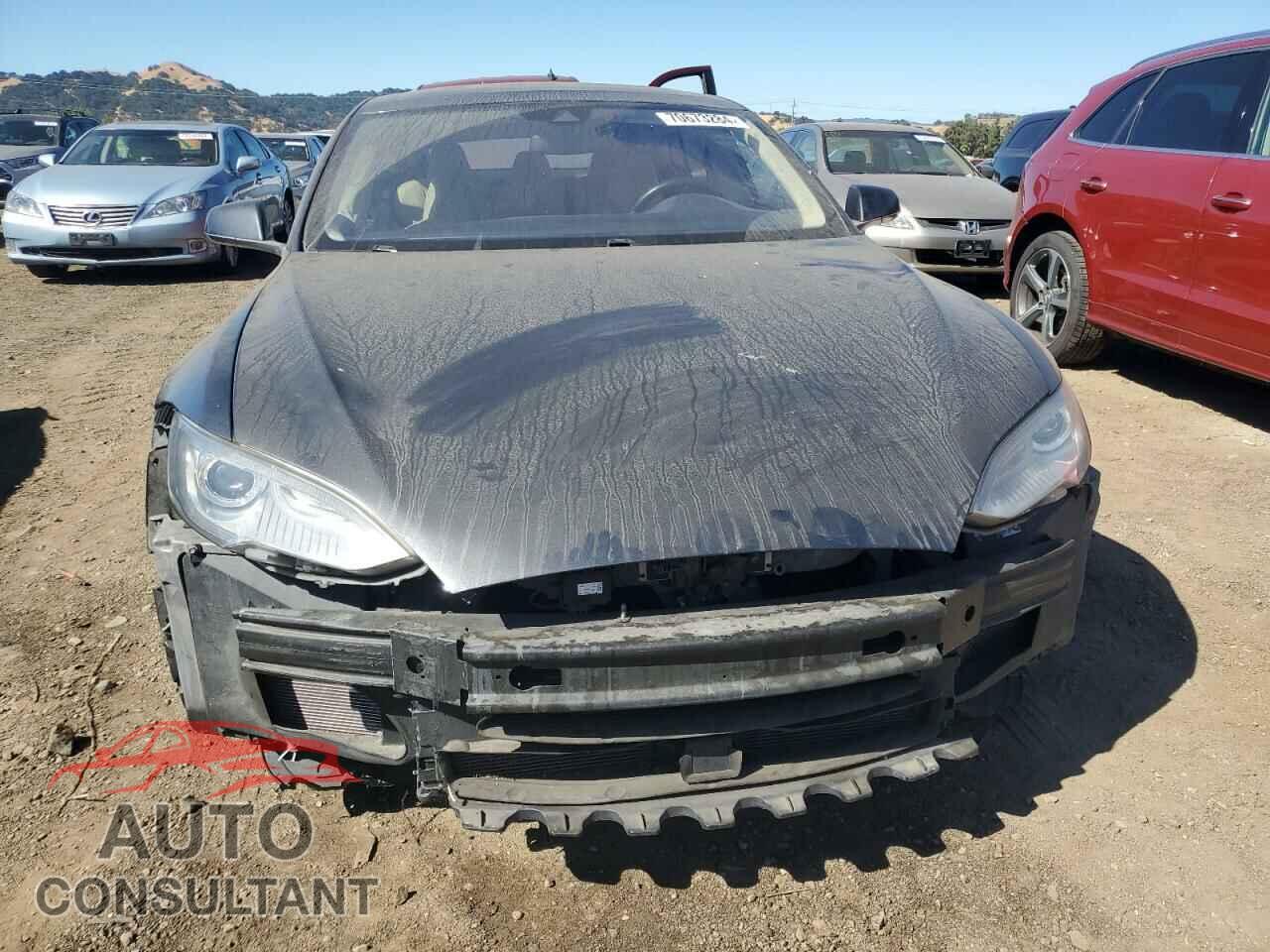 TESLA MODEL S 2016 - 5YJSA1E15GF127724