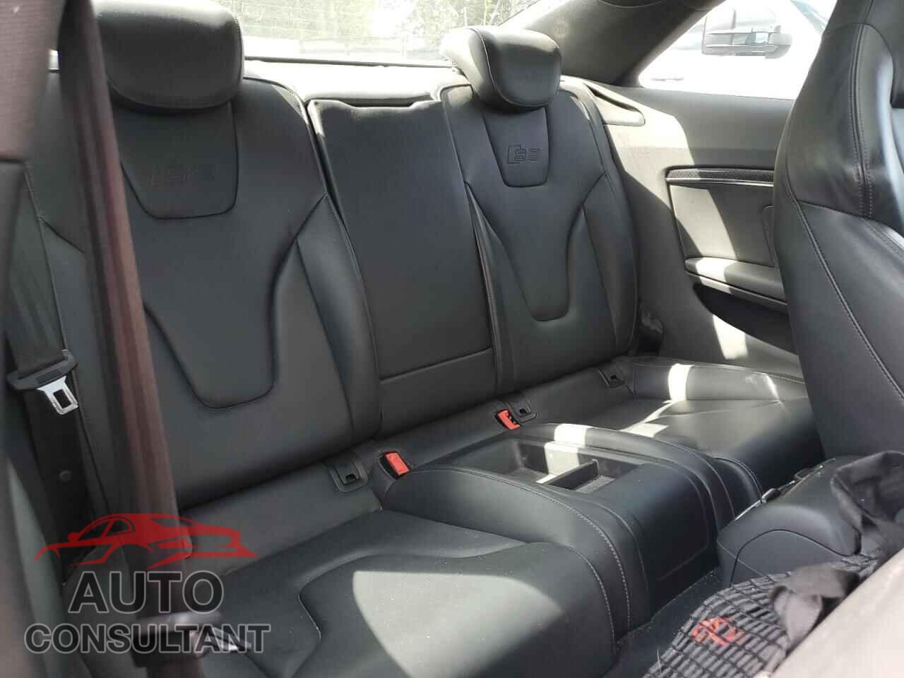 AUDI S5/RS5 2012 - WAULVBFR0CA044544