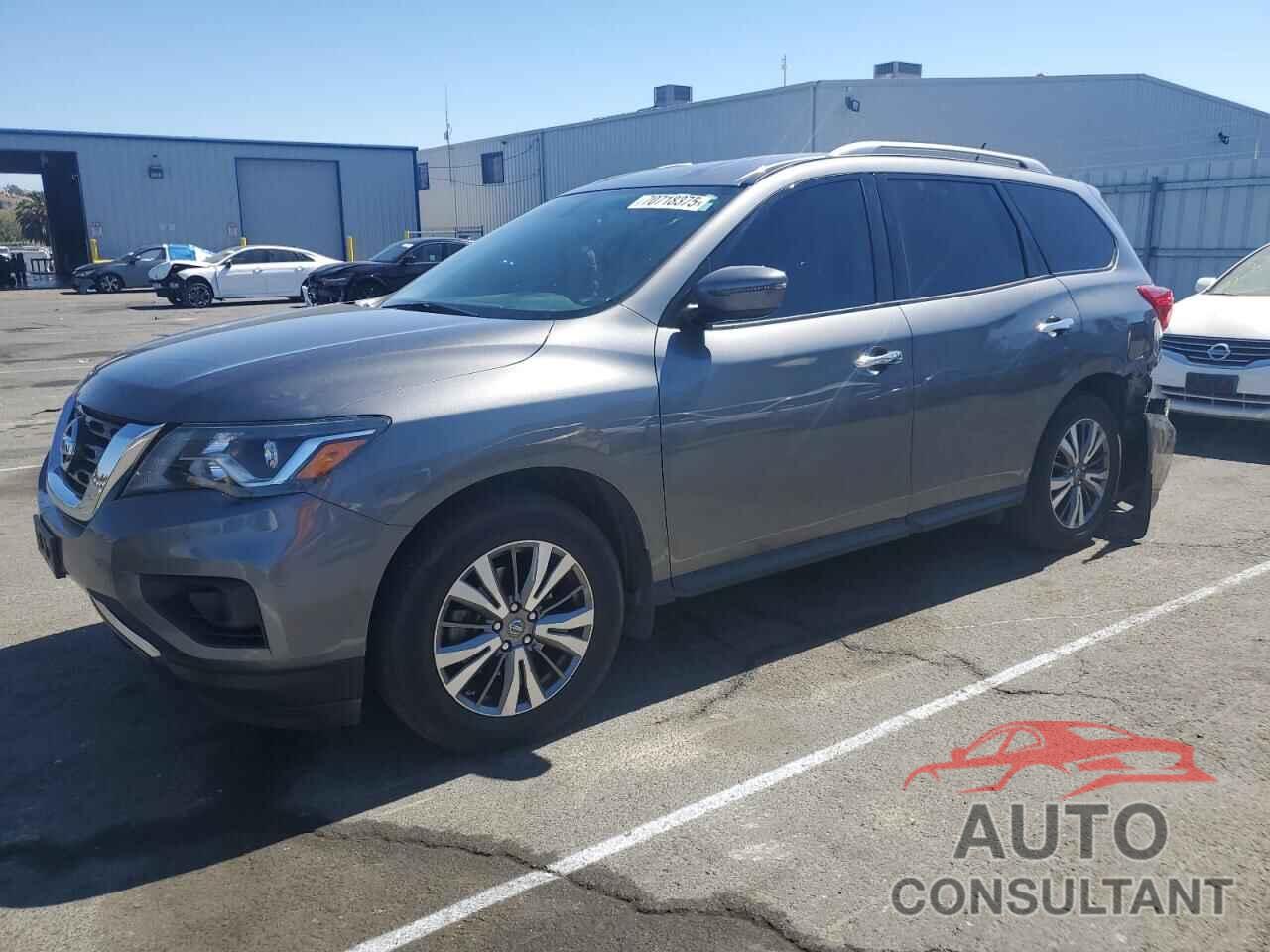 NISSAN PATHFINDER 2018 - 5N1DR2MN7JC676370