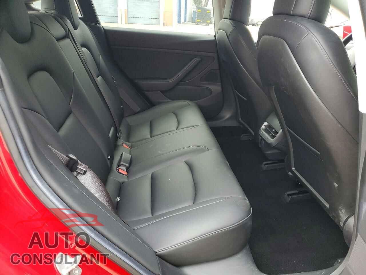 TESLA MODEL 3 2018 - 5YJ3E1EA0JF016739
