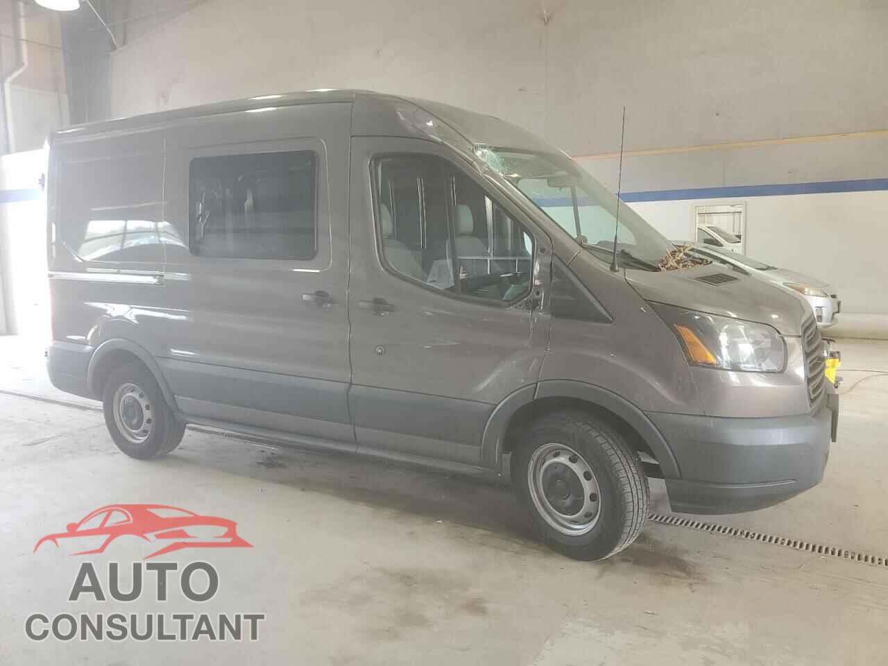 FORD TRANSIT 2015 - 1FTNE1CM2FKA51492
