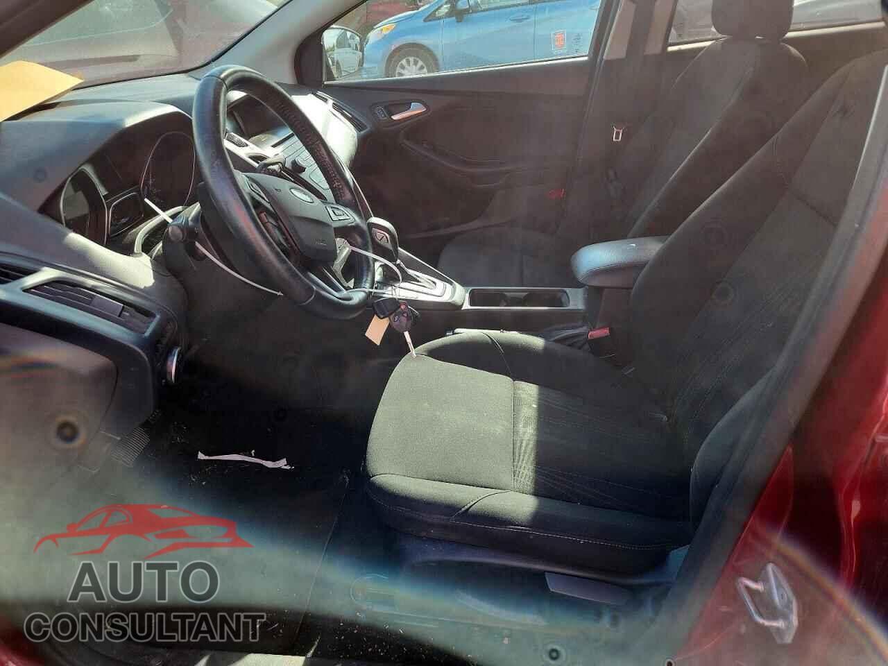 FORD FOCUS 2017 - 1FADP3K26HL334272