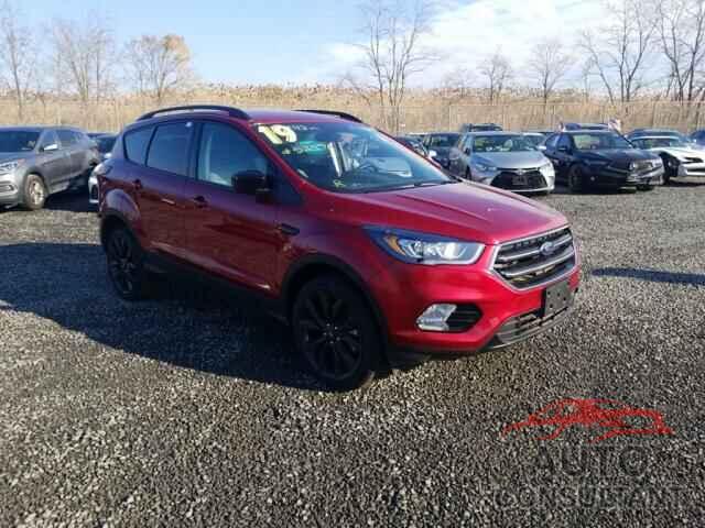 FORD ESCAPE 2019 - 1FMCU9GD7KUA84372