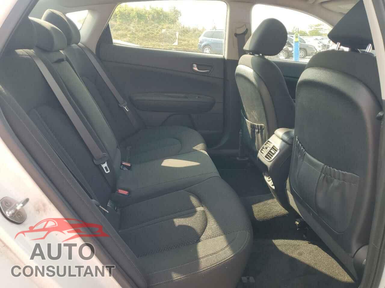 KIA OPTIMA 2017 - KNAGT4LEXH5019381