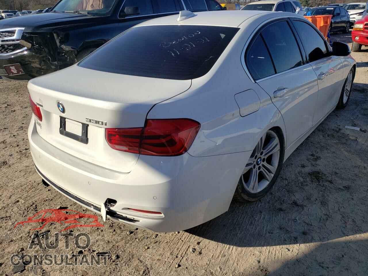 BMW 3 SERIES 2017 - WBA8D9G37HNU65477