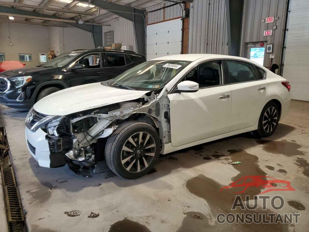 NISSAN ALTIMA 2018 - 1N4AL3AP4JC172952