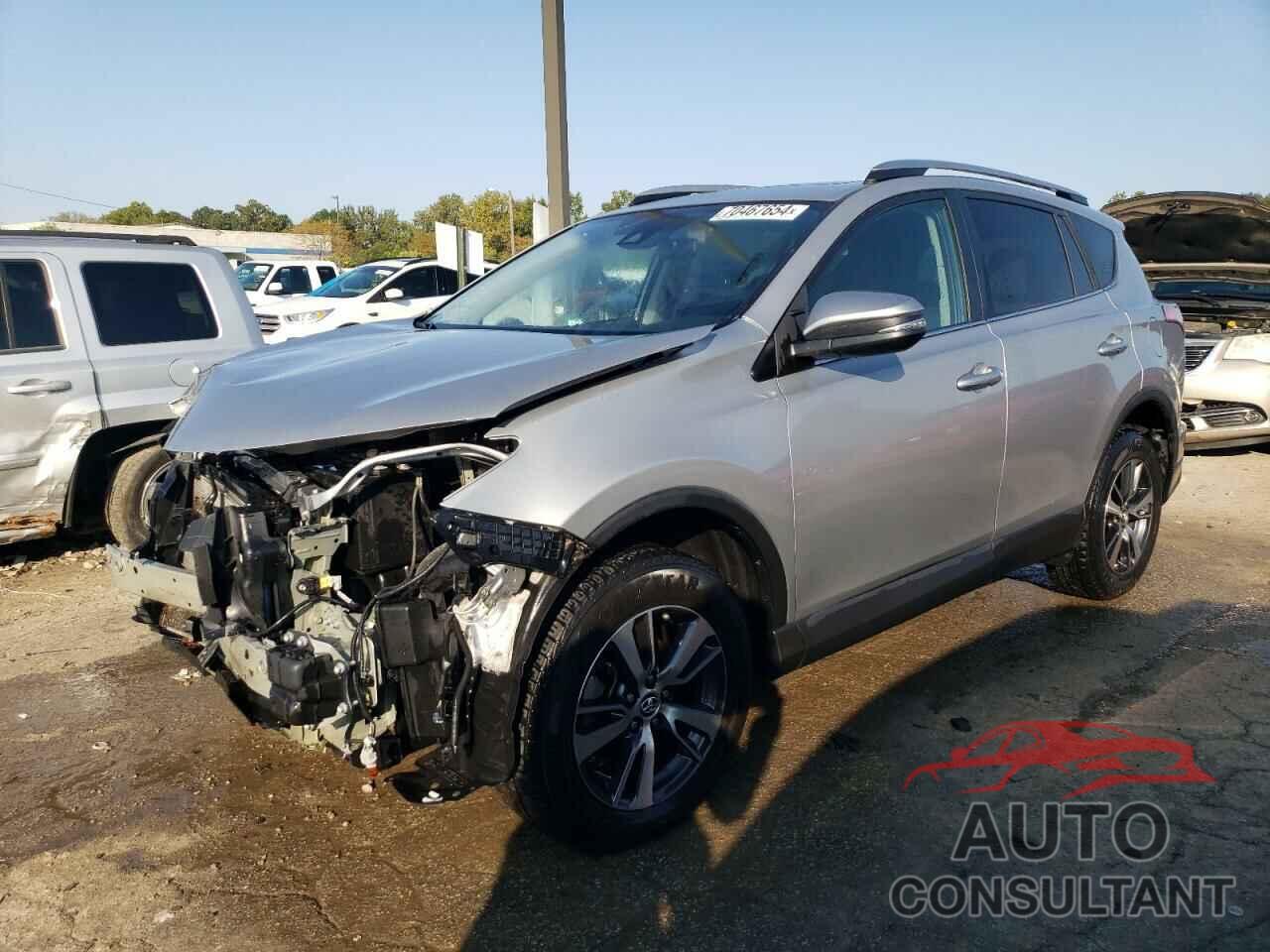 TOYOTA RAV4 2018 - 2T3RFREV0JW753975