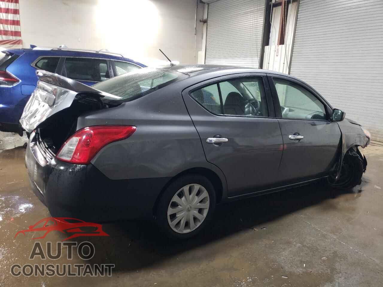 NISSAN VERSA 2017 - 3N1CN7AP3HL886092