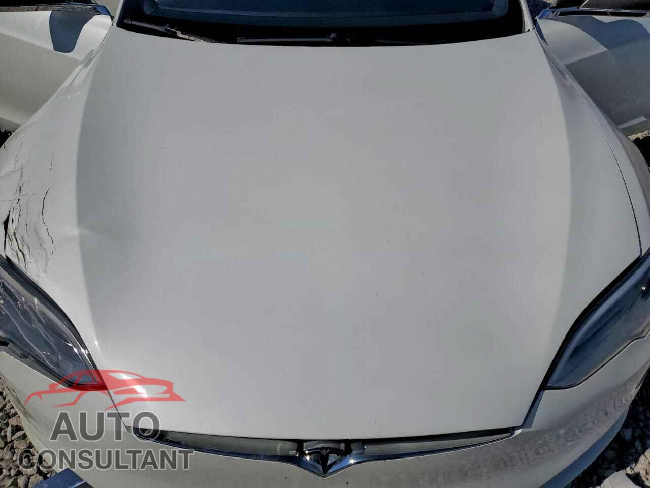 TESLA MODEL S 2018 - 5YJSA1E28JF277147
