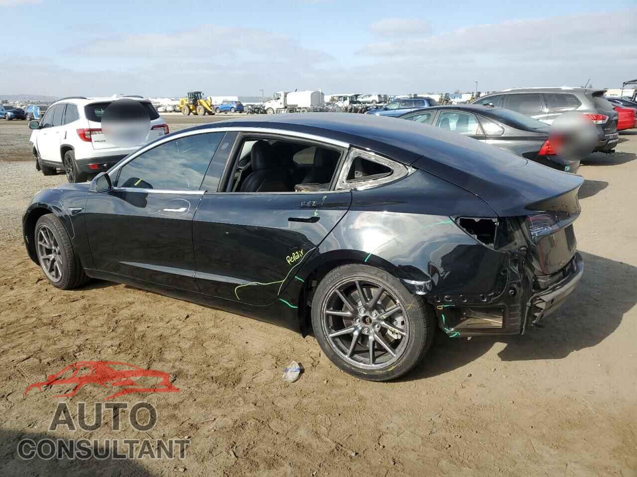 TESLA MODEL 3 2018 - 5YJ3E1EA4JF152713