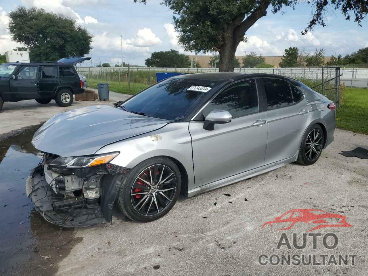 TOYOTA CAMRY 2020 - 4T1G11AK7LU510503