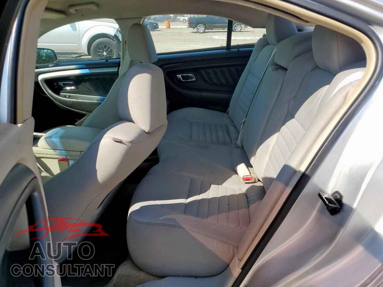 FORD TAURUS 2011 - 1FAHP2DW8BG172950