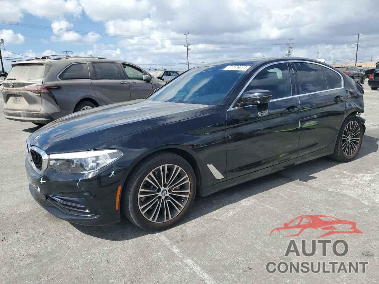 BMW 5 SERIES 2019 - WBAJA5C56KWW08320