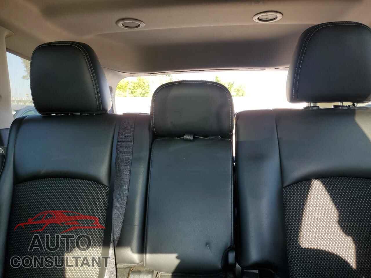 DODGE JOURNEY 2017 - 3C4PDCGB7HT599537