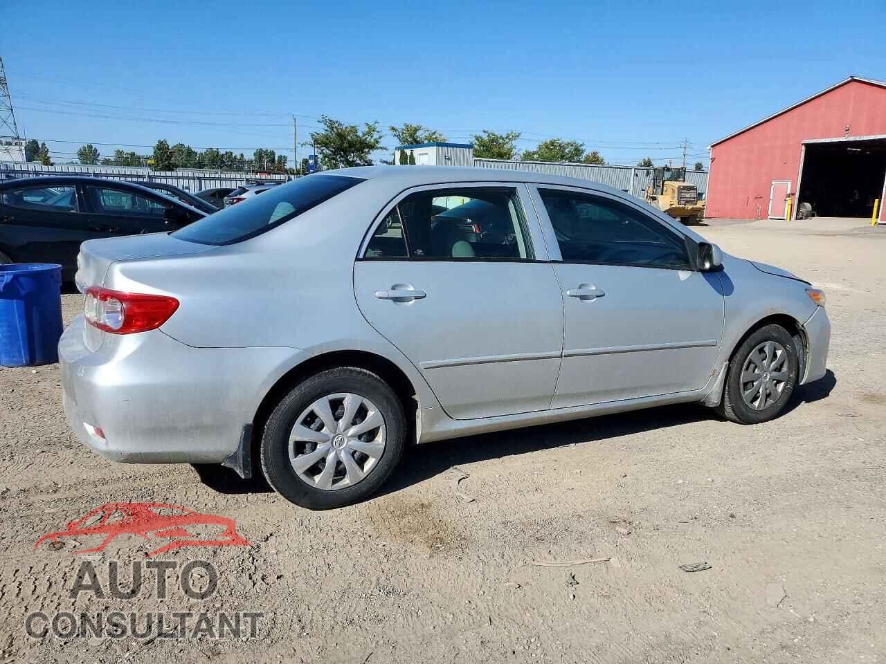 TOYOTA COROLLA 2013 - 2T1BU4EEXDC018462