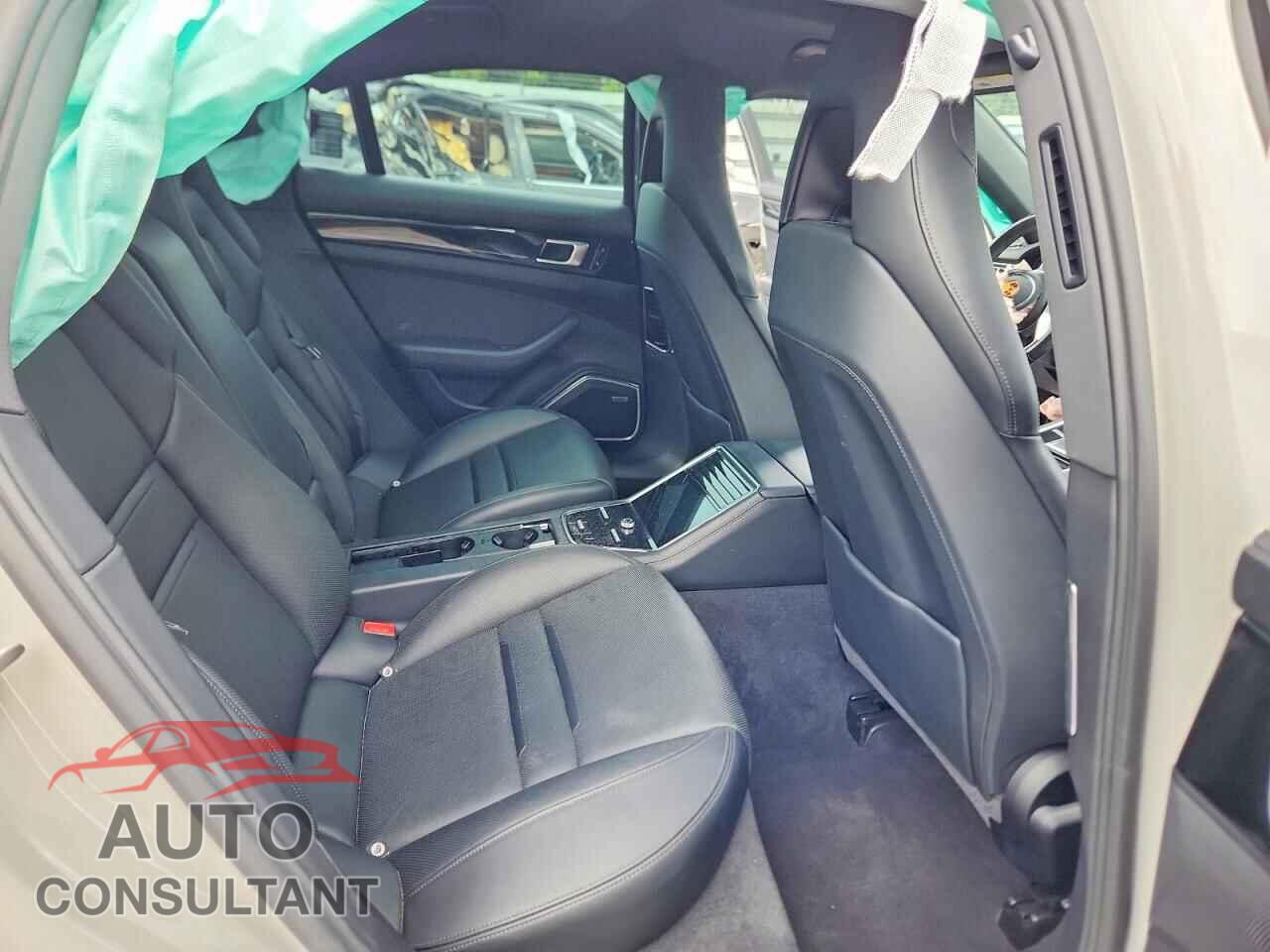 PORSCHE PANAMERA 2020 - WP0AA2A76LL103743