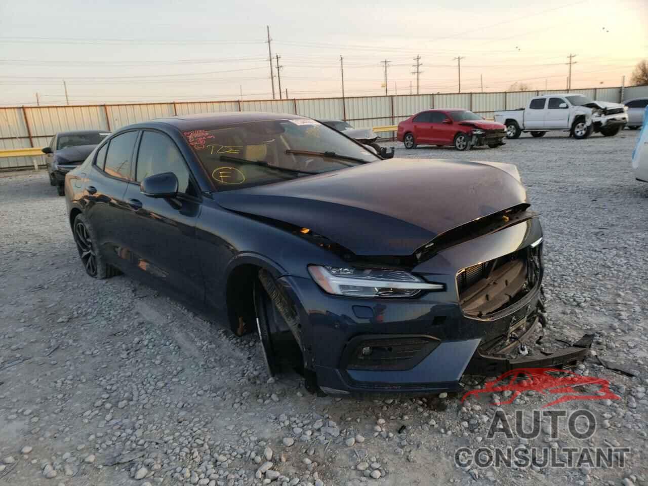 VOLVO S60 2019 - 7JR102FK0KG009558