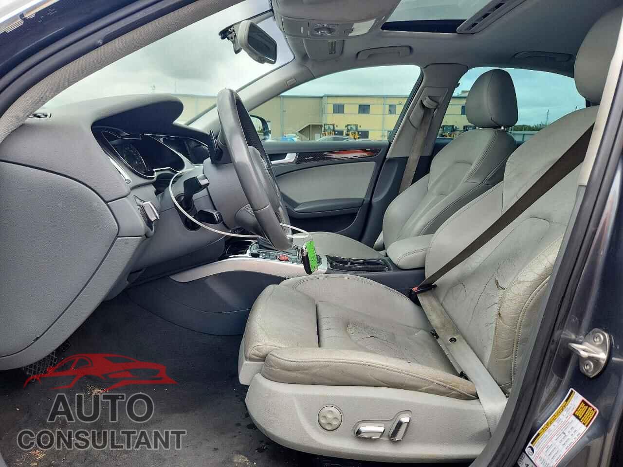 AUDI A4 2013 - WAUKFBFL9DA141120
