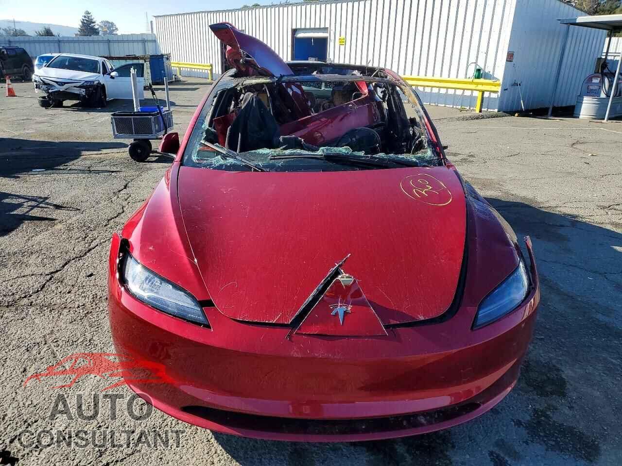 TESLA MODEL 3 2024 - 5YJ3E1EA2RF800870
