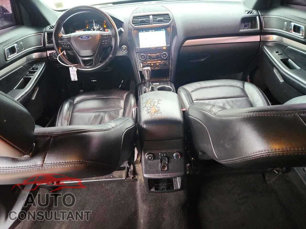 FORD EXPLORER 2018 - 1FM5K8D85JGA51013