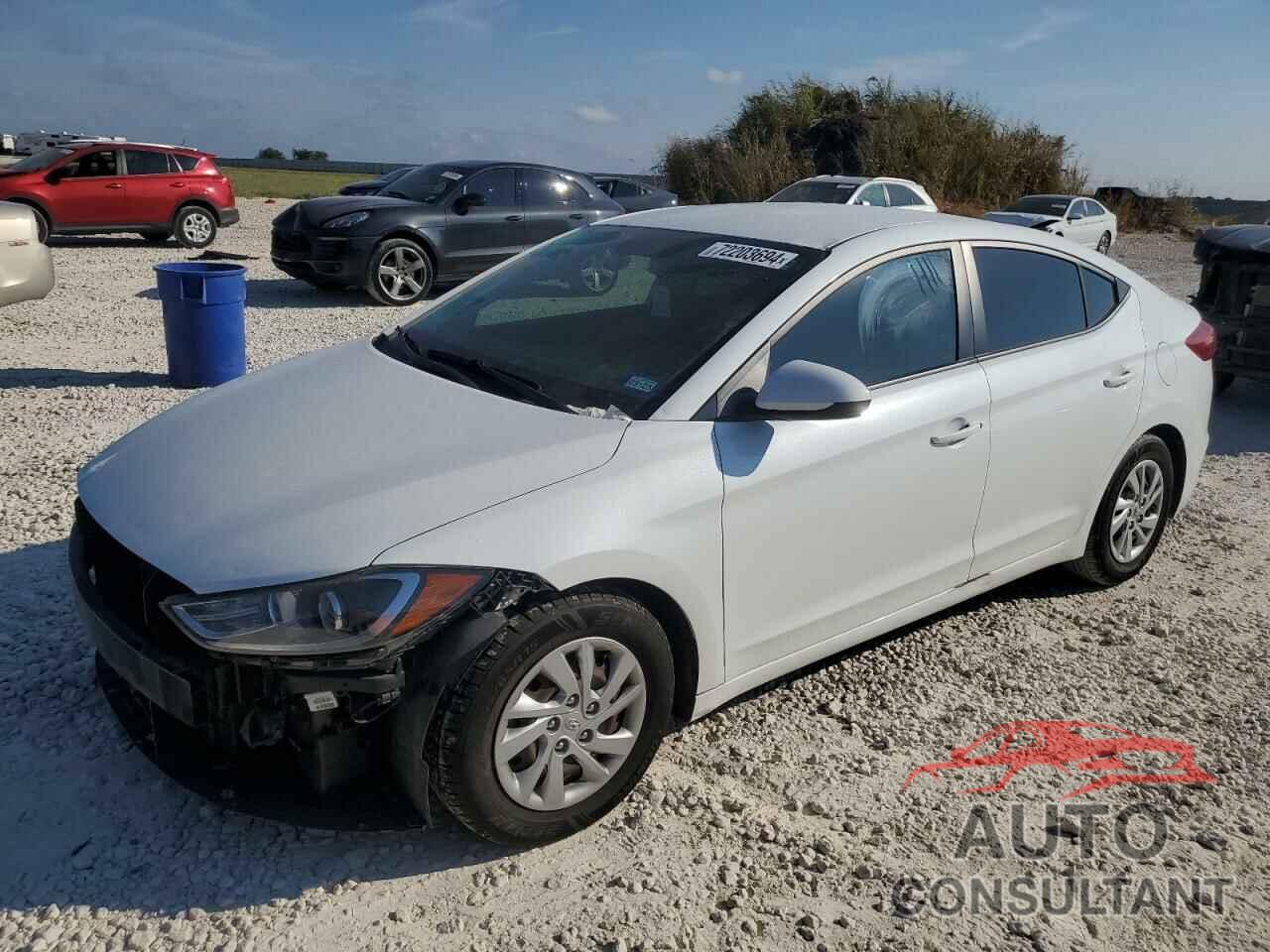 HYUNDAI ELANTRA 2018 - 5NPD74LF7JH348872