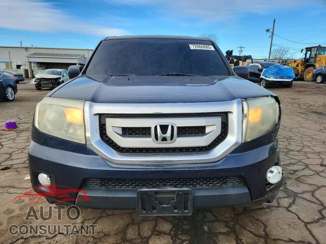 HONDA PILOT 2011 - 5FNYF4H90BB105511