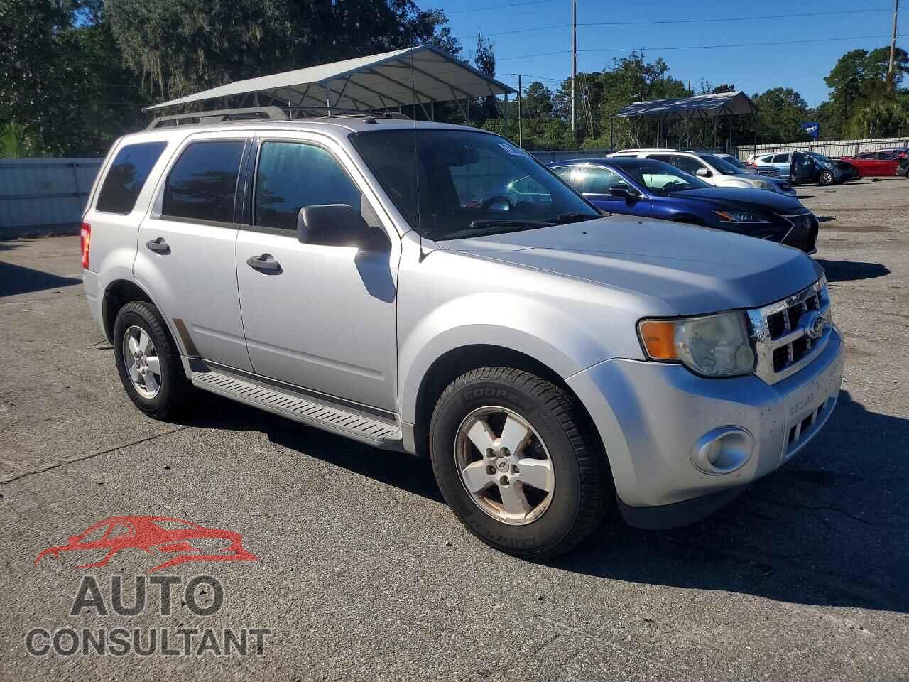 FORD ESCAPE 2011 - 1FMCU9DG9BKB12005