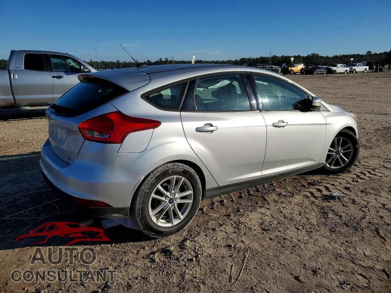 FORD FOCUS 2017 - 1FADP3K25HL286201