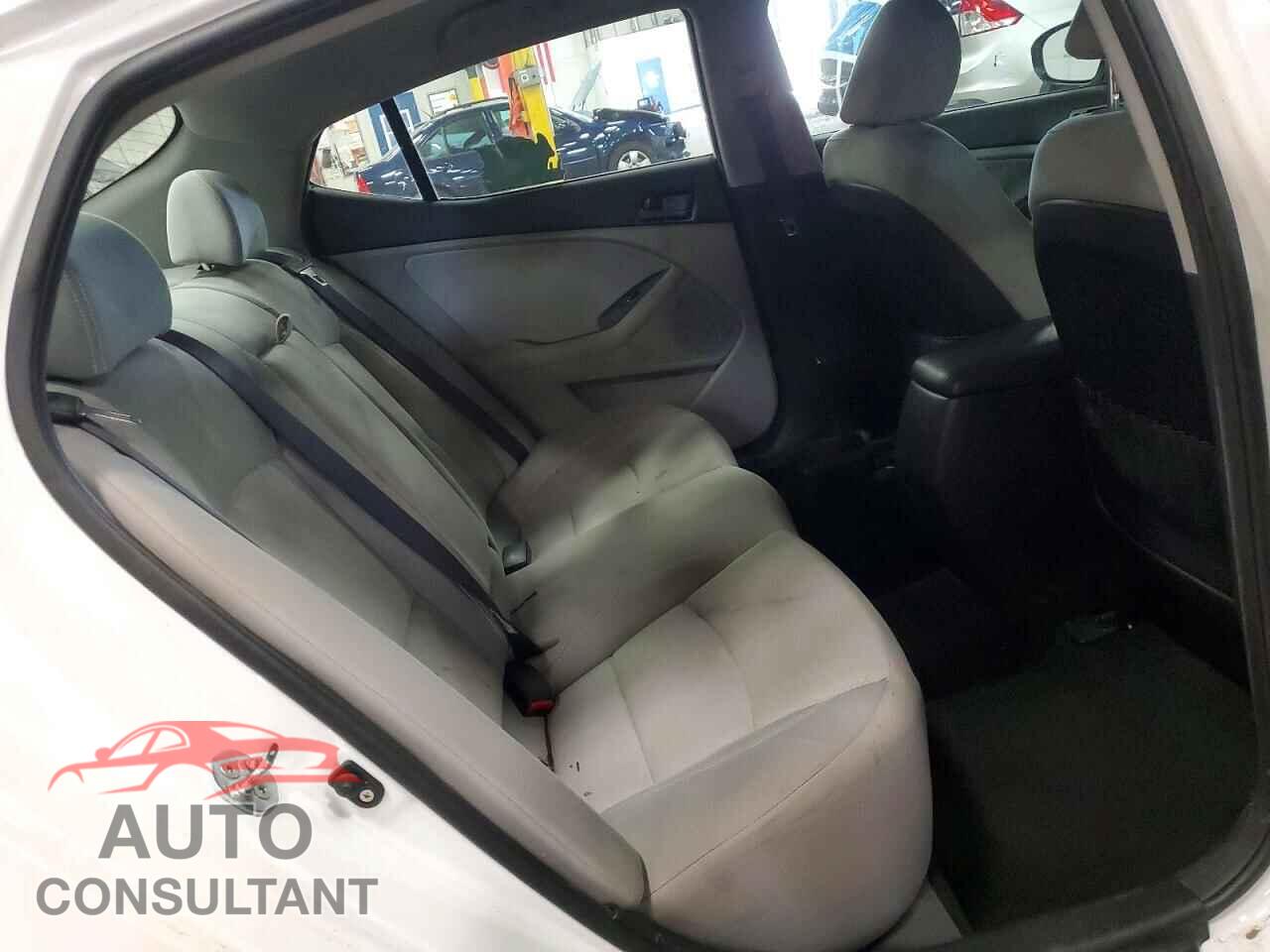 KIA OPTIMA 2012 - KNAGM4A7XC5290421