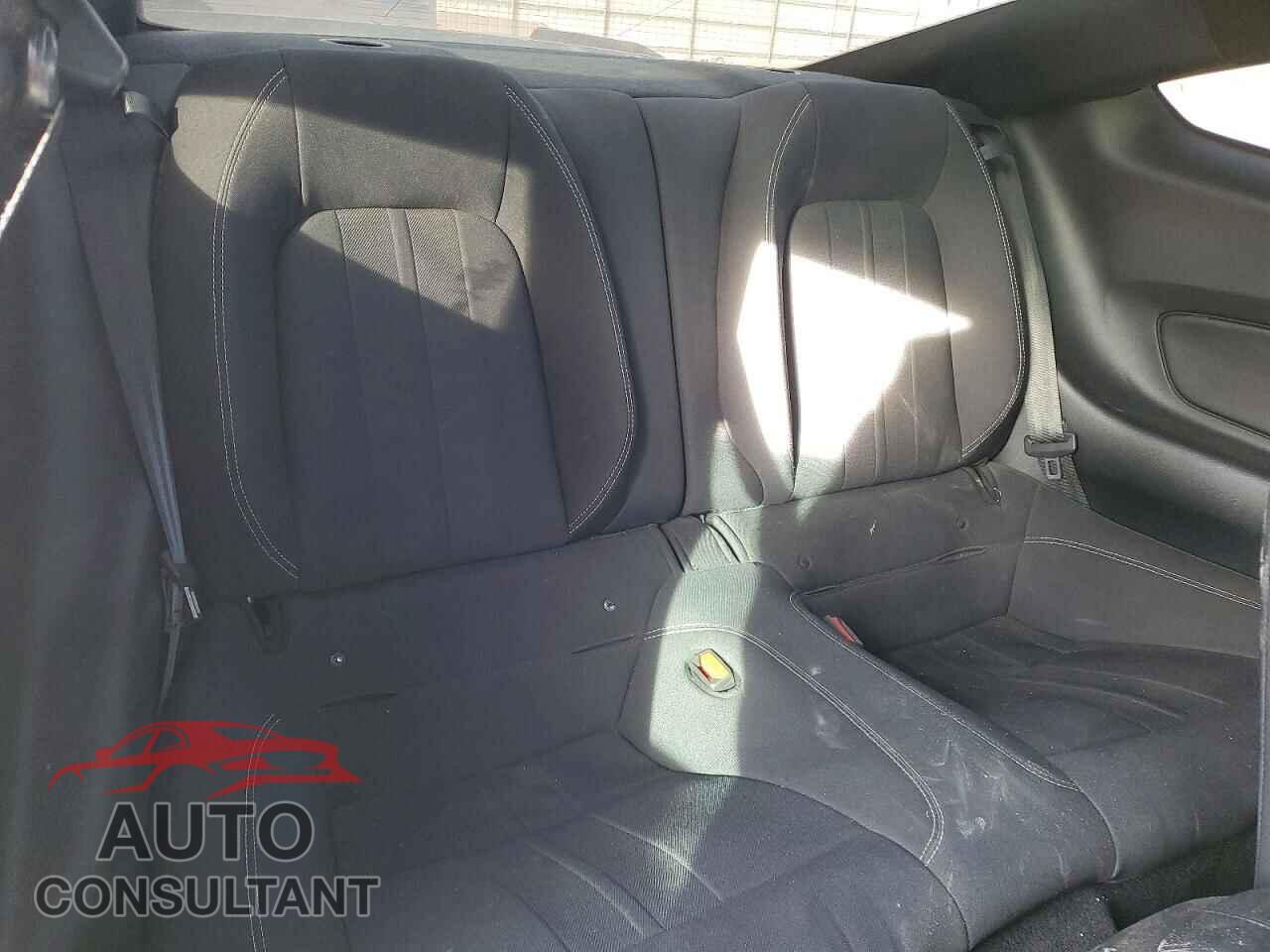 FORD MUSTANG 2021 - 1FA6P8CF1M5118481
