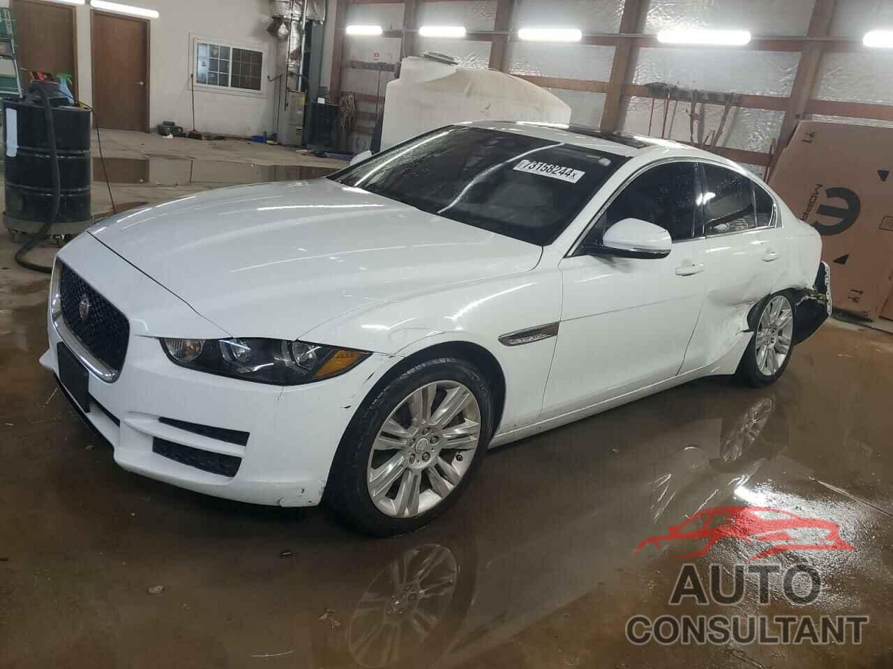 JAGUAR XE 2017 - SAJAJ4BV6HCP14468