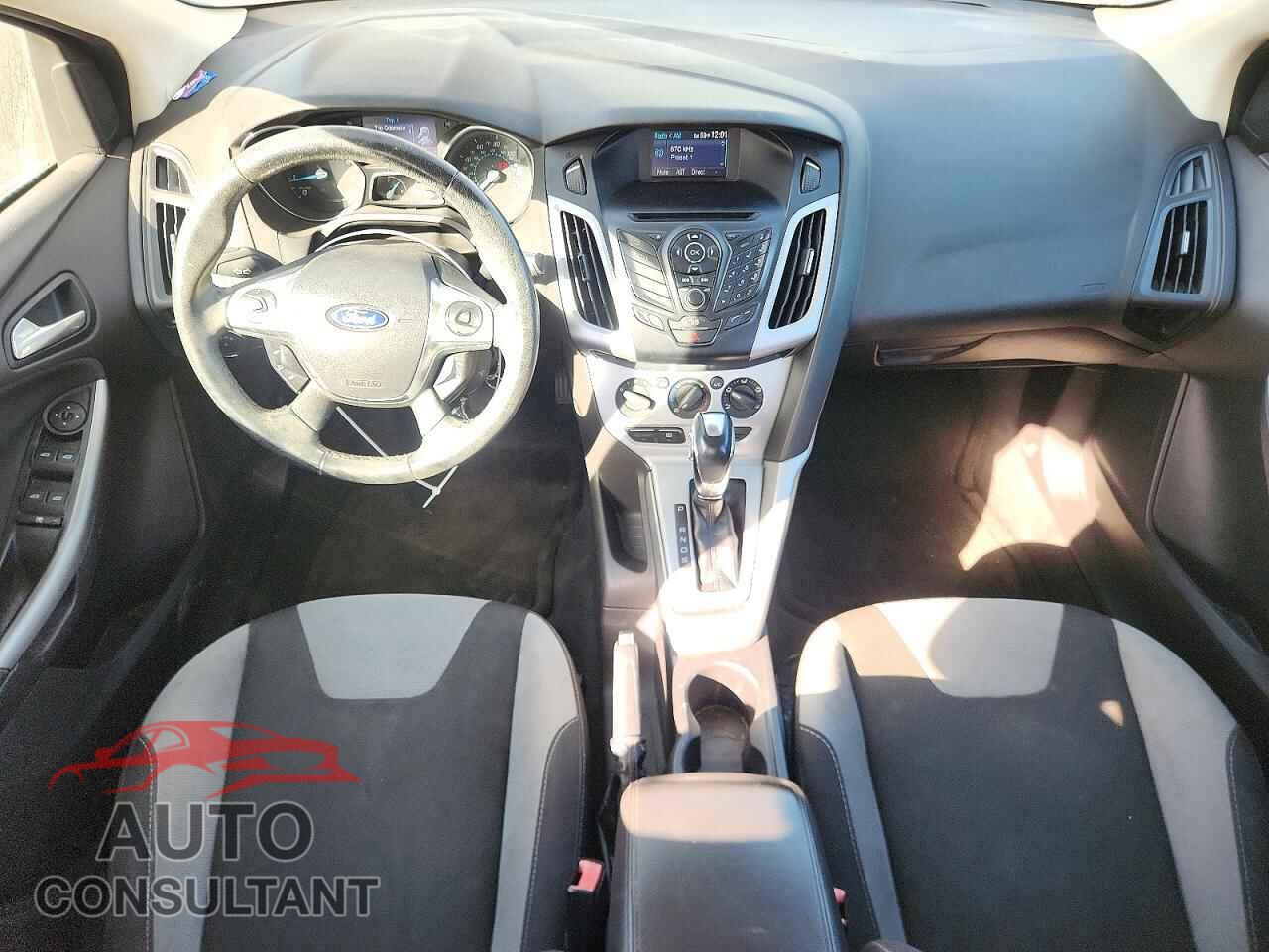 FORD FOCUS 2012 - 1FAHP3F20CL335972