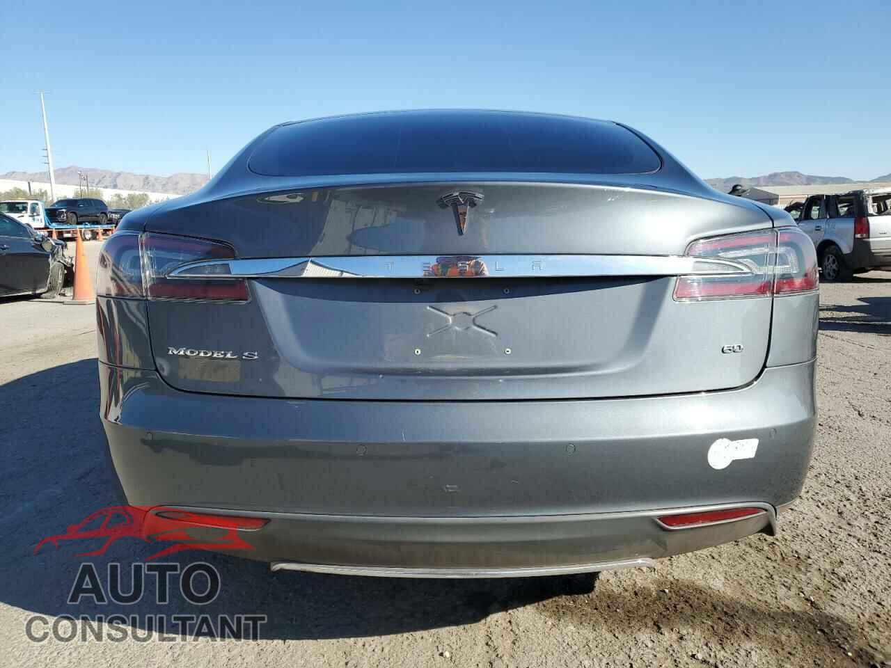 TESLA MODEL S 2014 - 5YJSA1S1XEFP44635