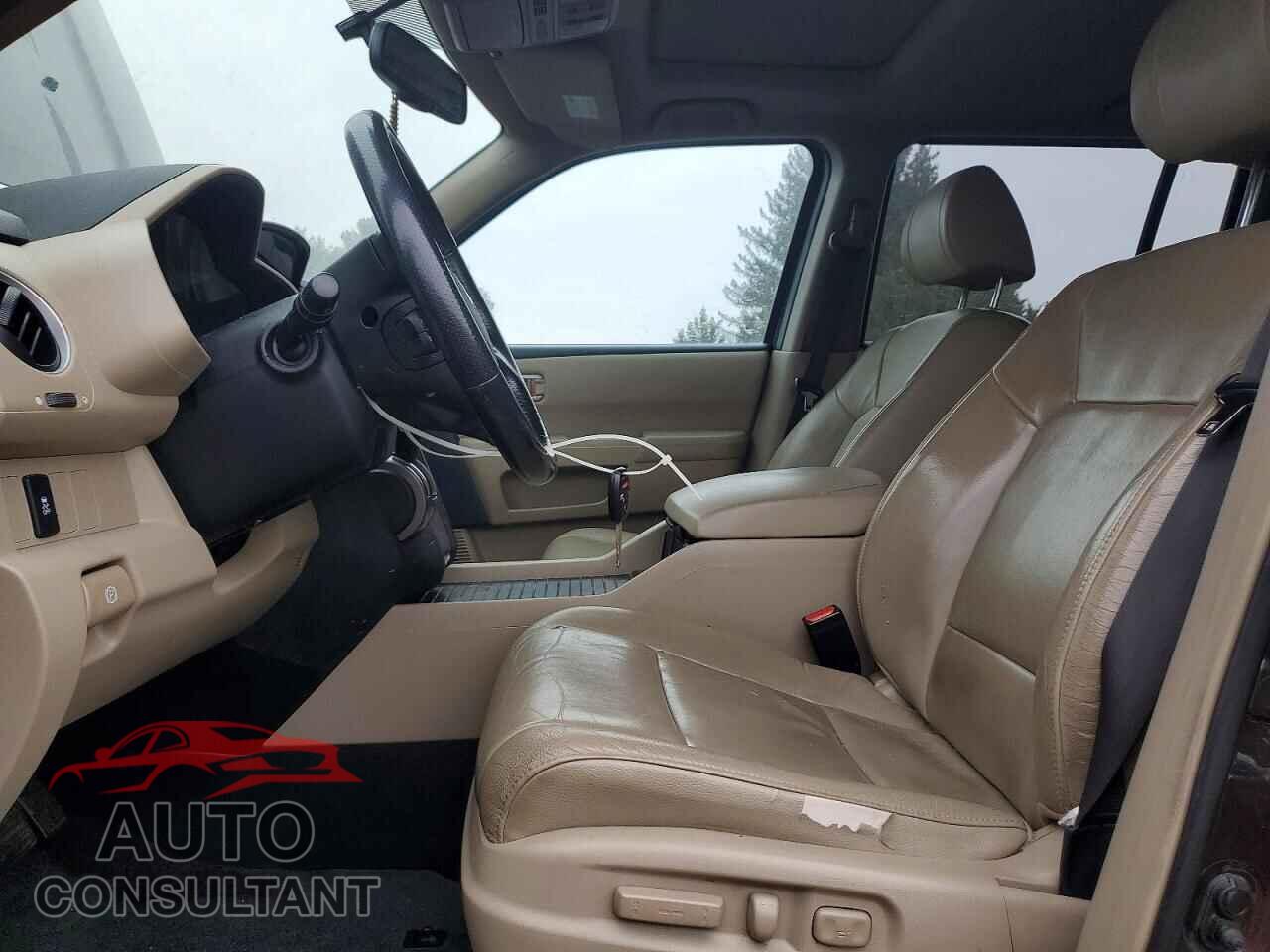 HONDA PILOT 2015 - 5FNYF4H55FB048399