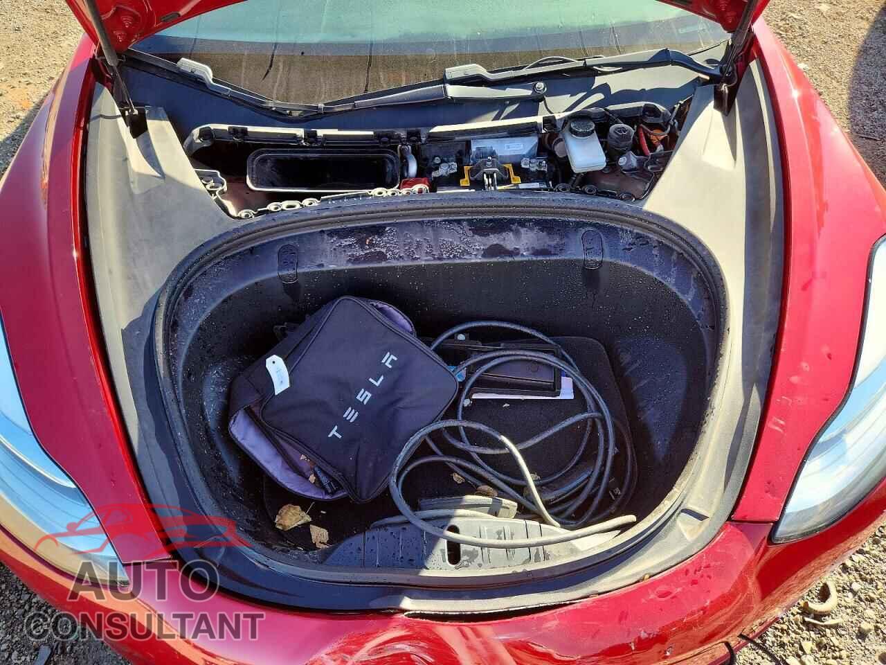 TESLA MODEL 3 2018 - 5YJ3E1EB6JF065453