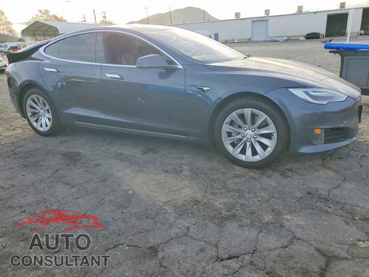 TESLA MODEL S 2017 - 5YJSA1E19HF203205