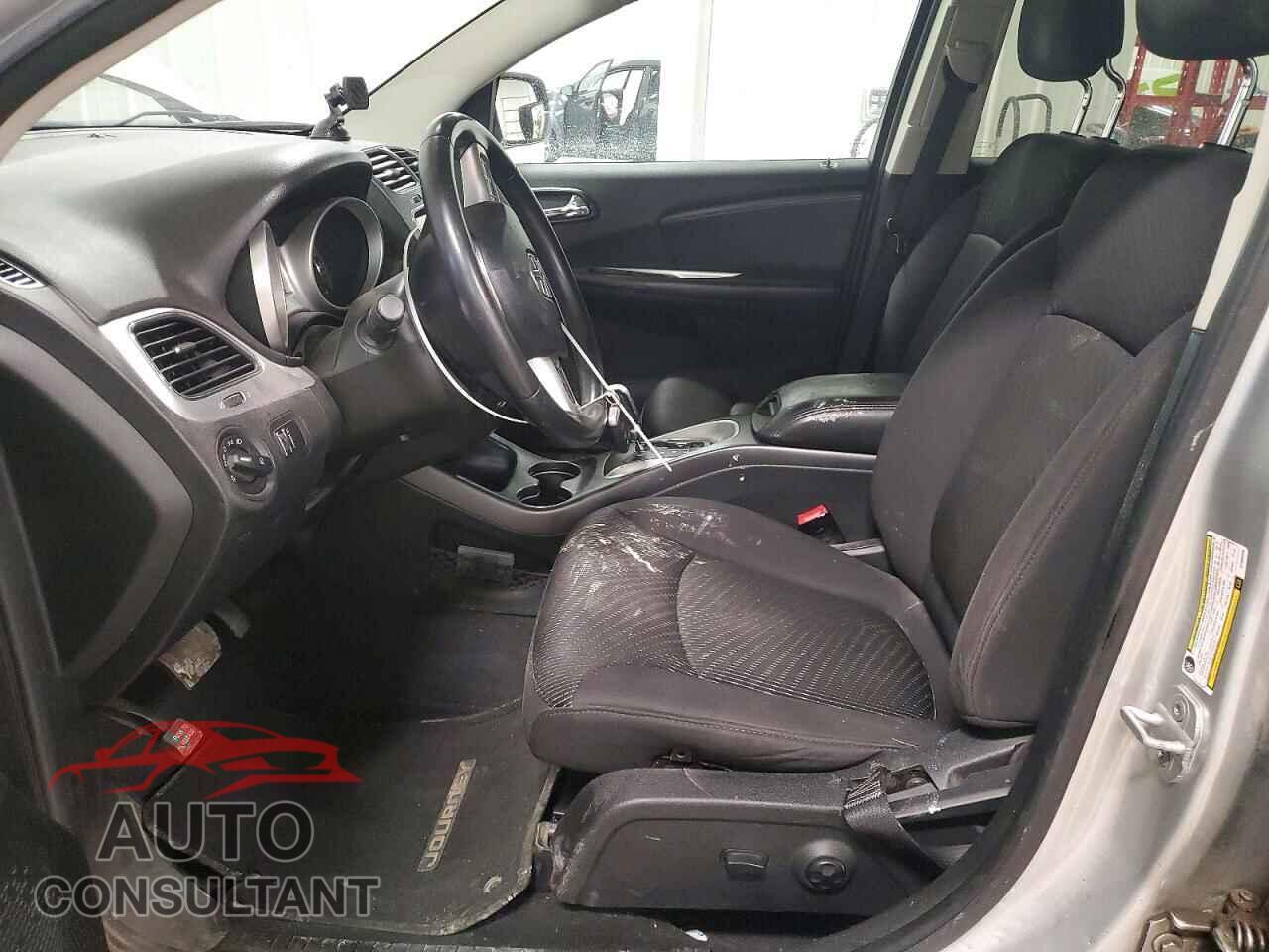 DODGE JOURNEY 2012 - 3C4PDCCG9CT266458