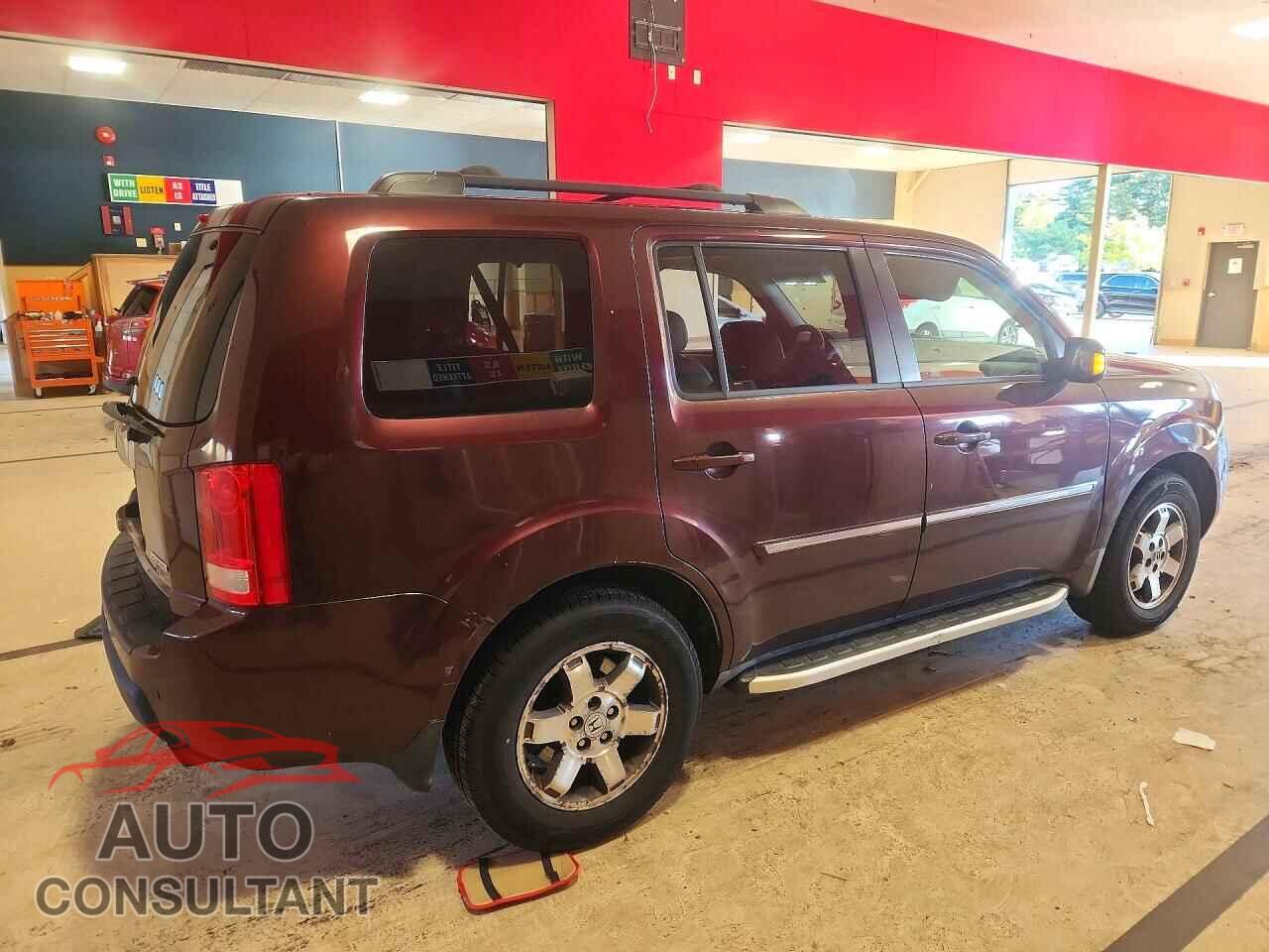 HONDA PILOT 2010 - 5FNYF4H97AB007977