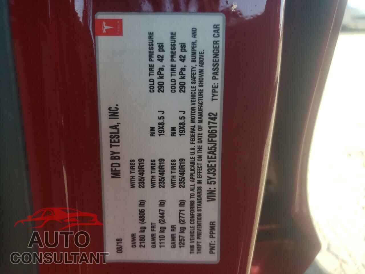 TESLA MODEL 3 2018 - 5YJ3E1EA5JF061742
