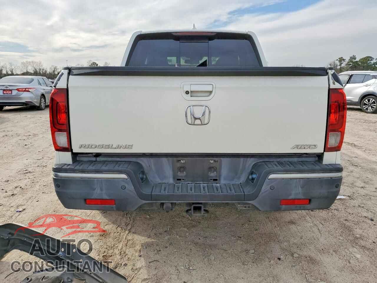 HONDA RIDGELINE 2017 - 5FPYK3F75HB027492