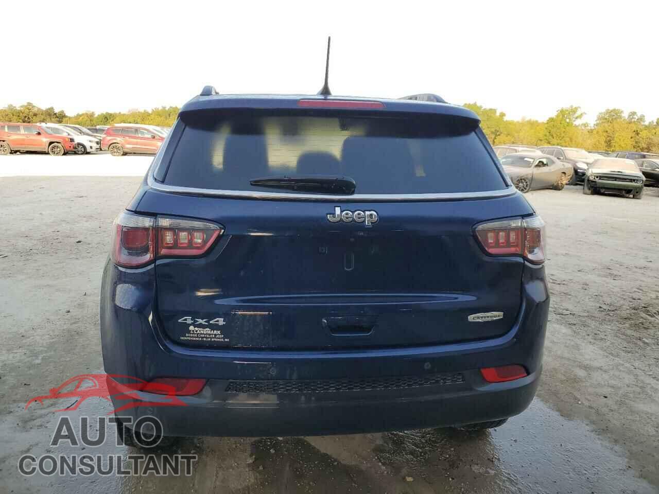 JEEP COMPASS 2018 - 3C4NJDBB7JT331848