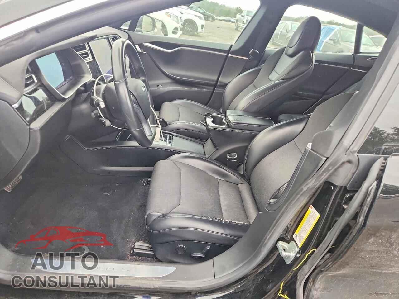 TESLA MODEL S 2017 - 5YJSA1E17HF204191