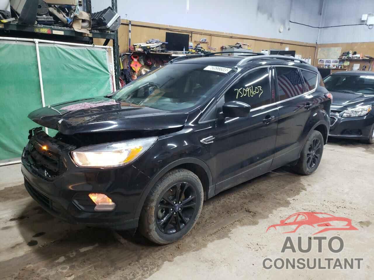 FORD ESCAPE 2018 - 1FMCU9GD3JUB82846