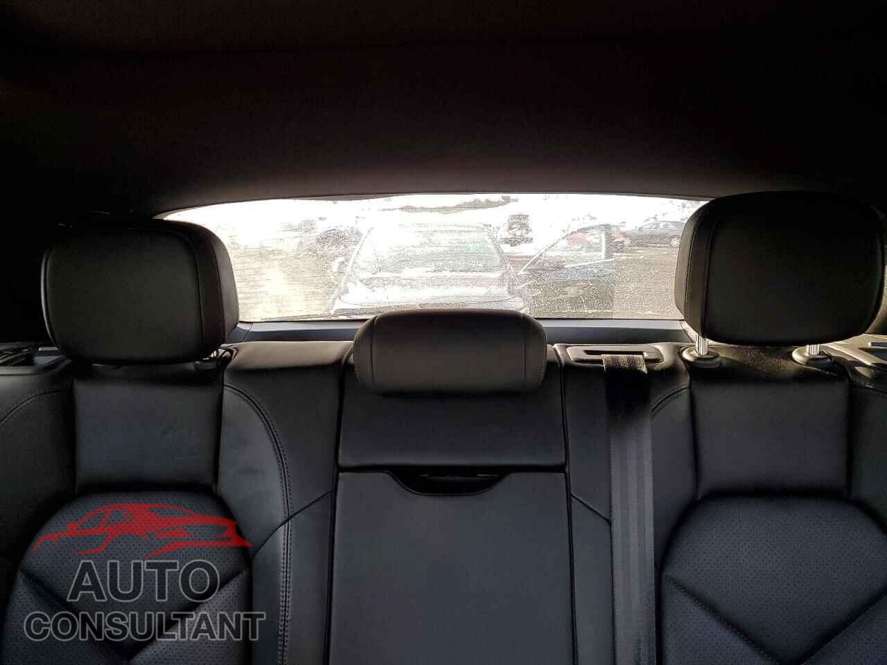 PORSCHE MACAN 2015 - WP1AB2A56FLB44694